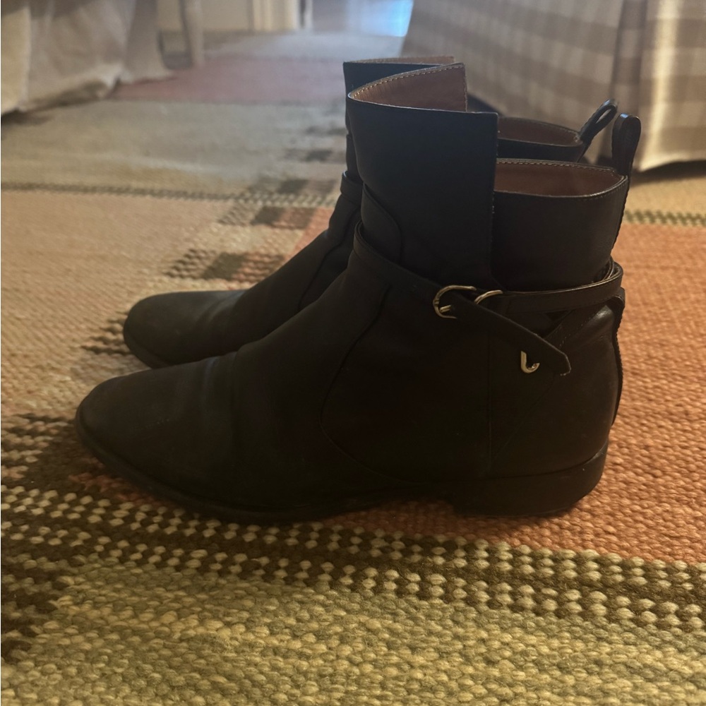 Balenciaga Black Leather Ankle Boots - Picture 2 of 6